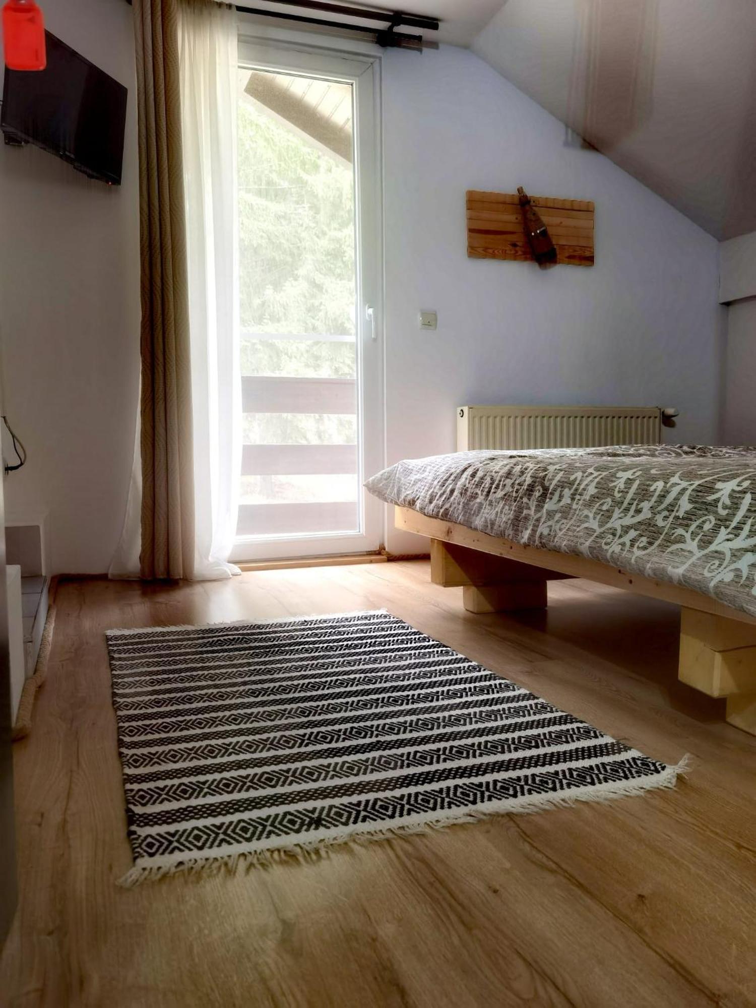 Casa Pietrosu Rodnei Hotel Borşa Eksteriør billede